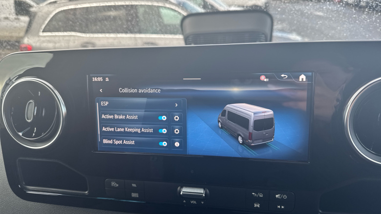 Mercedes-Benz Sprinter 315Cdi L2 Diesel Rwd 3.5t H2 Pro Van